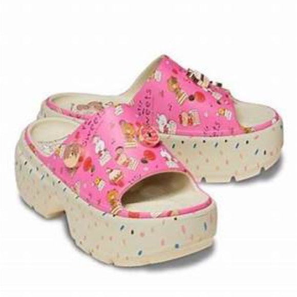 Crocs Line Friends Stomp Slides - Picture 6 of 13